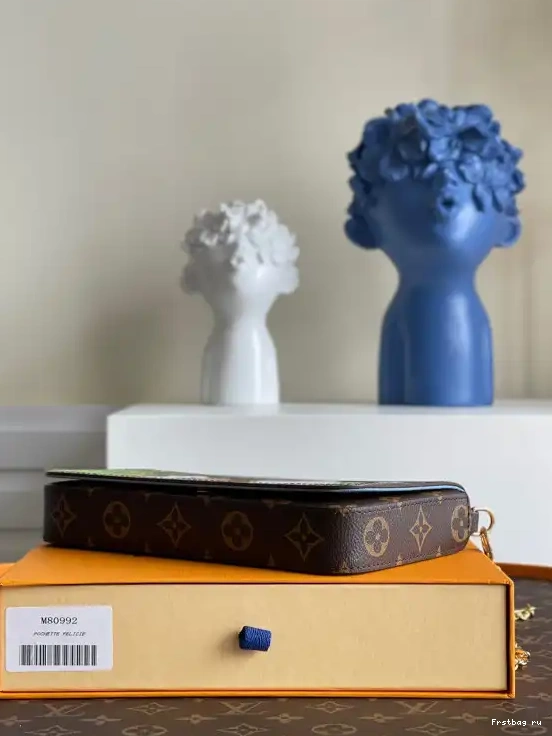 Frstbag ru FÉLICIE LOUIS POCHETTE VUITTON 0503